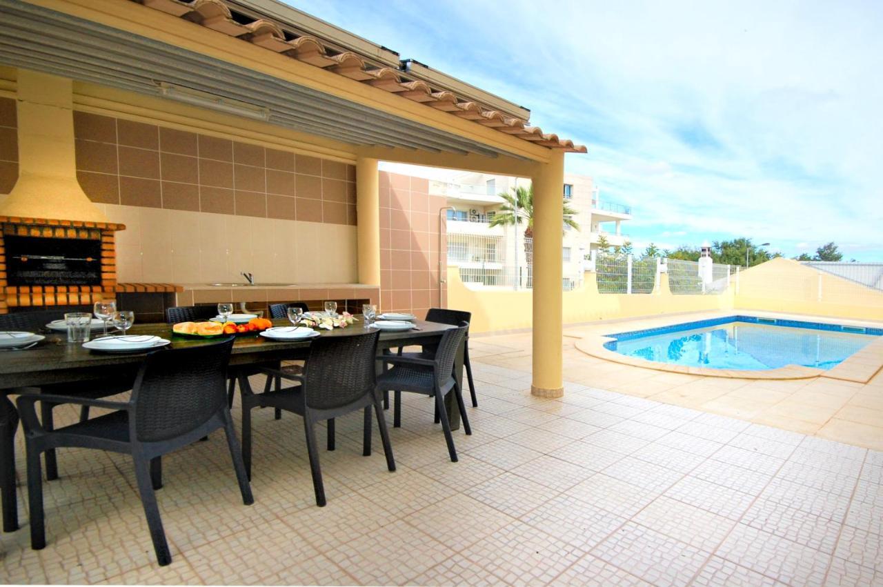 Villa Alice - Free Wifi & Air Co & Swimming Pool - By Bedzy Albufeira Exterior foto